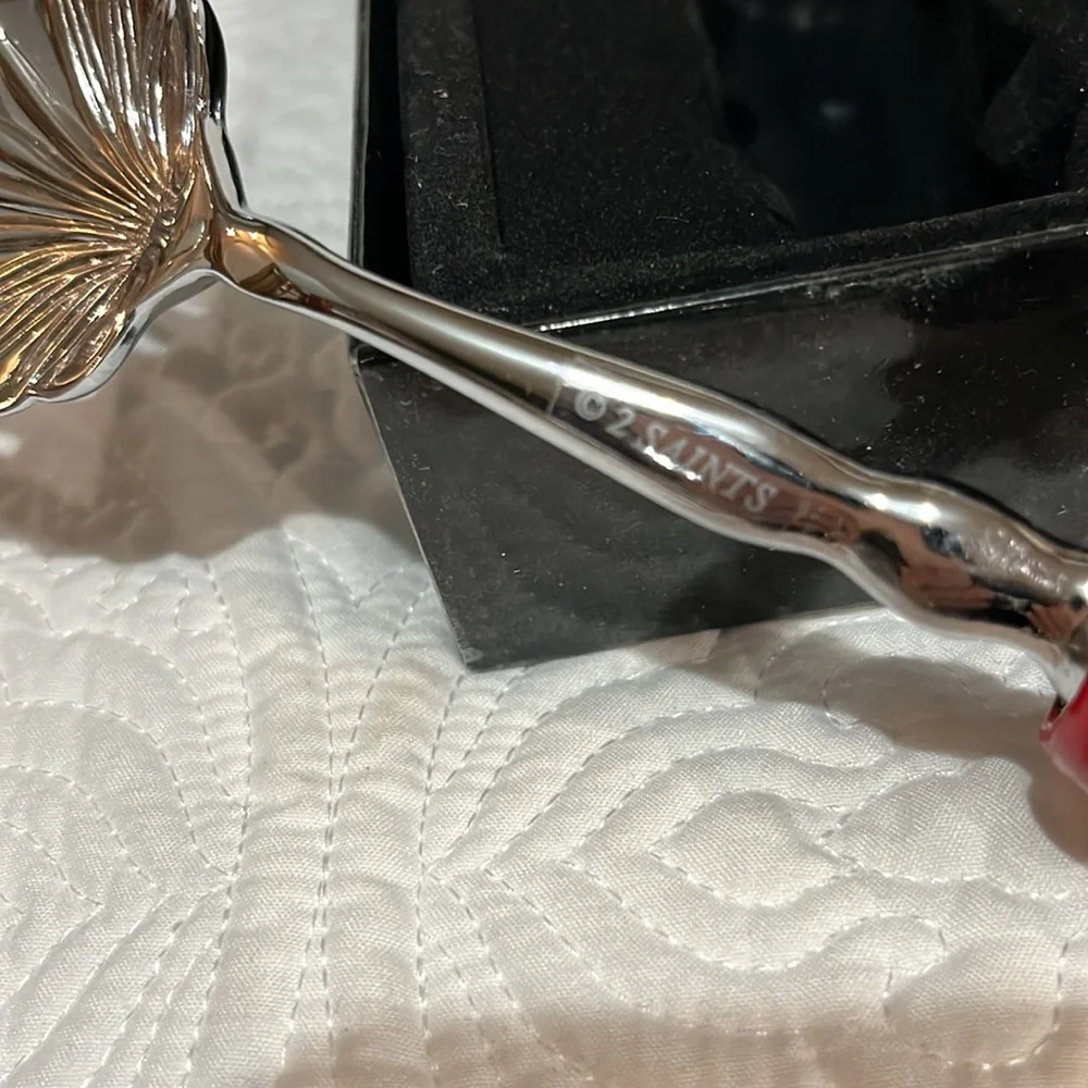 2‎ Saints fork and spoon holiday set, new